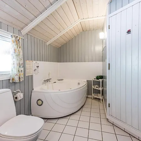 Hébergement de vacances 6 Person In *