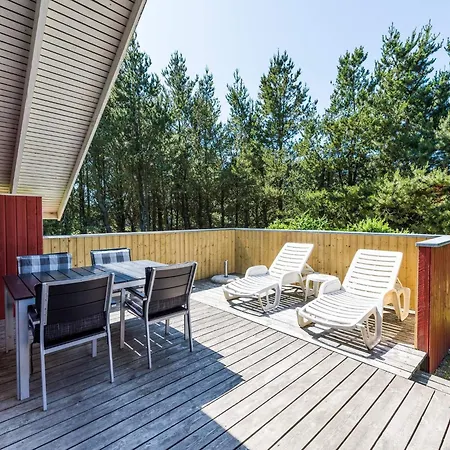 6 Person In * Nørre Nebel