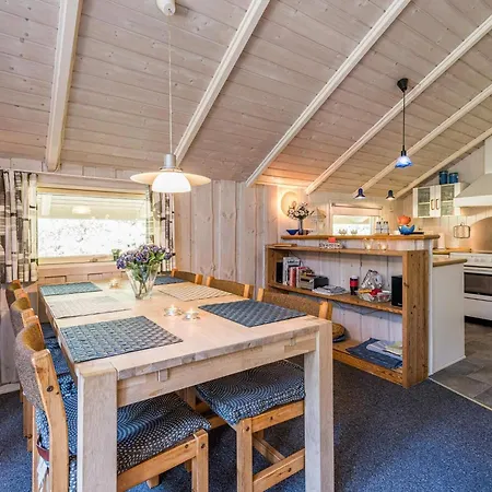 Hébergement de vacances 6 Person In *